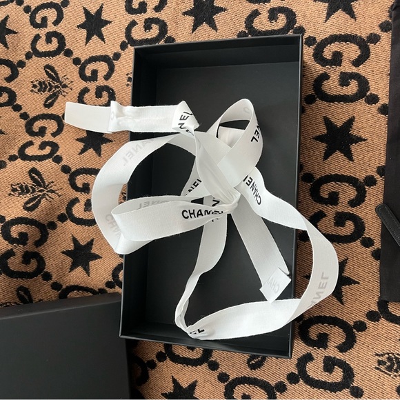 Chanel 19 Pouch - Authentic BNIB - Picture 15 of 15